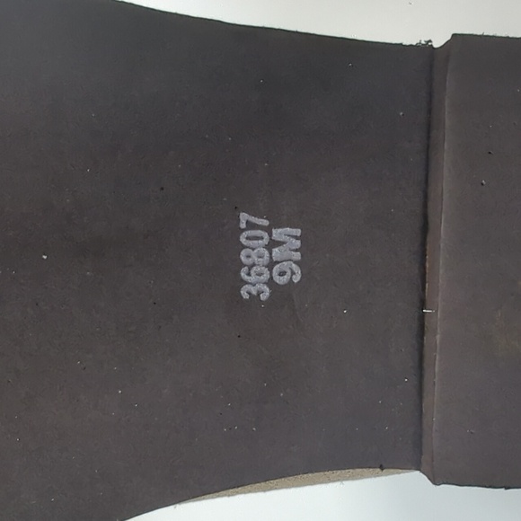 The Vermont Country Store Tan Suede Ankle Boots Size 9 - Picture 10 of 11